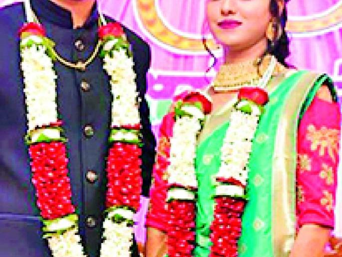 The markets closed in the morning and at night | बाजारपेठा सकाळी आणि रात्री बंद