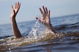 Three girls drown in Pazar lake | पाझर तलावात बुडून तीन बालिकांचा मृत्यू  Three girls drown in Pazar lake | पाझर तलावात बुडून तीन बालिकांचा मृत्यू