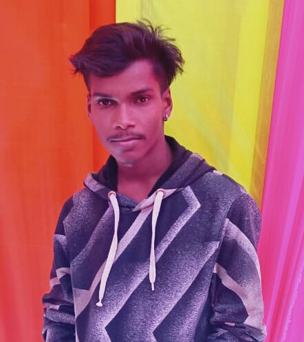 Two-wheeler killed in unidentified vehicle collision | अज्ञात वाहनाच्या धडकेत दुचाकीस्वार ठार Two-wheeler killed in unidentified vehicle collision | अज्ञात वाहनाच्या धडकेत दुचाकीस्वार ठार