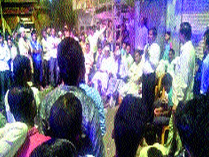 Felicitation of Farmers in the Front | मोर्चातील शेतकऱ्यांचा सुरगाण्यात सत्कार Felicitation of Farmers in the Front | मोर्चातील शेतकऱ्यांचा सुरगाण्यात सत्कार