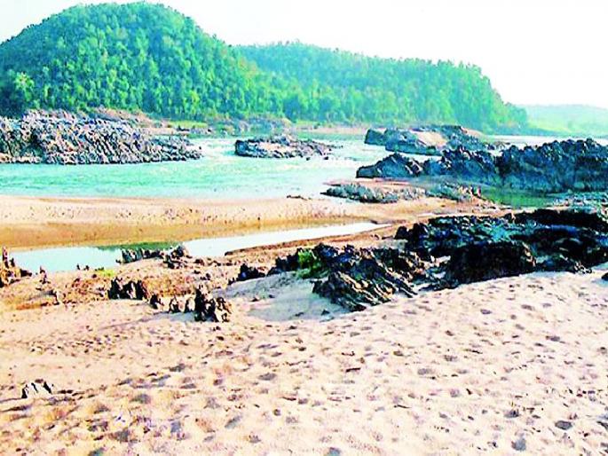 Summer is going to visit tourists | उन्हाळ्यातही पर्यटकांना खुणावतोय सोमनूर  Summer is going to visit tourists | उन्हाळ्यातही पर्यटकांना खुणावतोय सोमनूर