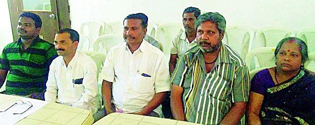 Police suppressed serious cases? | पोलिसांनी गंभीर प्रकरण दडपले? Police suppressed serious cases? | पोलिसांनी गंभीर प्रकरण दडपले?