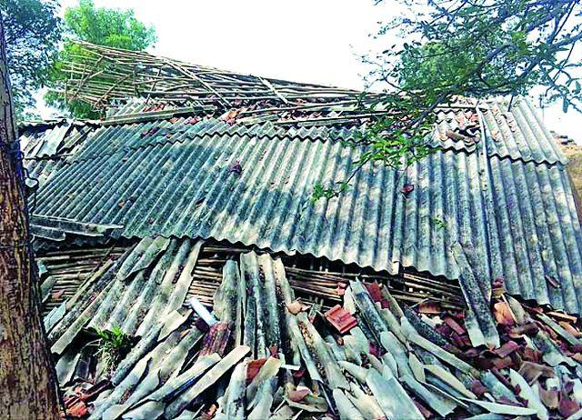 Waiting for rehabilitation for eight years | आठ वर्षांपासून पुनर्वसनाच्या प्रतीक्षेत