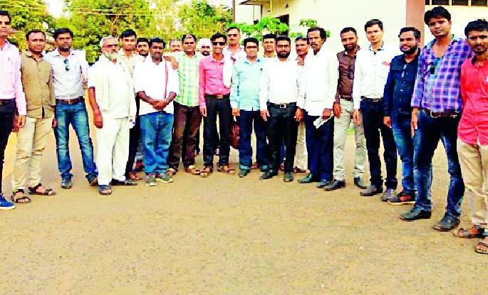 Fix salary according to a level pay scale | एकस्तर वेतनश्रेणीनुसार वेतन निश्चिती करा Fix salary according to a level pay scale | एकस्तर वेतनश्रेणीनुसार वेतन निश्चिती करा