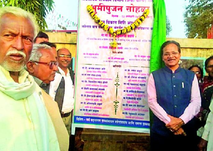 Funding will not be reduced for the development of tourism | पर्यटन विकासासाठी निधी कमी पडणार नाही Funding will not be reduced for the development of tourism | पर्यटन विकासासाठी निधी कमी पडणार नाही