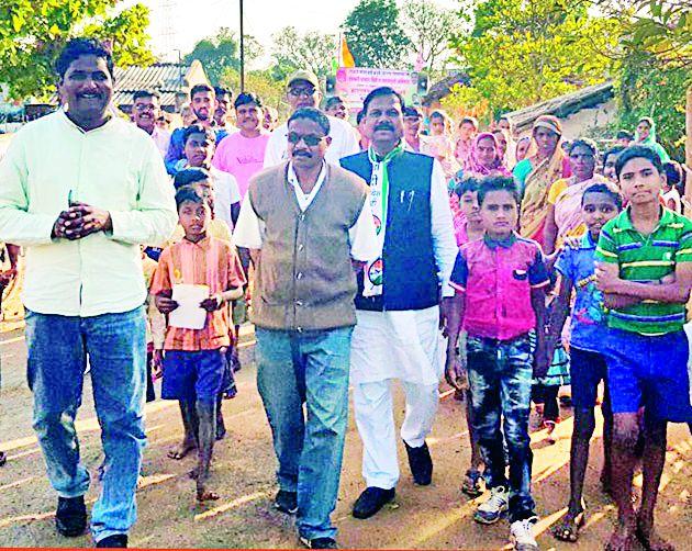 The government of the rich, not the farmers | शेतकऱ्यांचे नव्हे, श्रीमंतांचे सरकार The government of the rich, not the farmers | शेतकऱ्यांचे नव्हे, श्रीमंतांचे सरकार