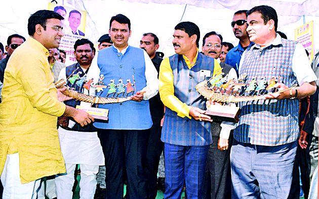 Beverto irrigation project will be planned | बेवारटोला सिंचन प्रकल्प मार्गी लावणार Beverto irrigation project will be planned | बेवारटोला सिंचन प्रकल्प मार्गी लावणार