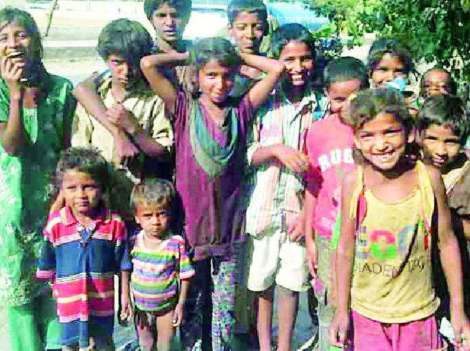 Thousands of out-of-school children found in the state | राज्यात आढळली ३५ हजार शाळाबाह्य मुले Thousands of out-of-school children found in the state | राज्यात आढळली ३५ हजार शाळाबाह्य मुले
