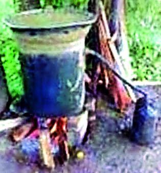 22 Impact on illegal liquor dealers | २२ अवैध दारूविक्रेत्यांवर कारवाई 22 Impact on illegal liquor dealers | २२ अवैध दारूविक्रेत्यांवर कारवाई