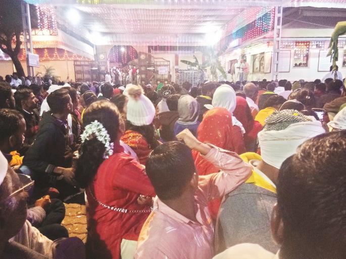 Concluding the death anniversary festival of Shri Brahma Chaitanya Gondawalekar Maharaj | गोंदवलेमध्ये ‘श्री राम जय राम जय जय रामऽऽ’चा जयघोष, महोत्सवाची सांगता Concluding the death anniversary festival of Shri Brahma Chaitanya Gondawalekar Maharaj | गोंदवलेमध्ये ‘श्री राम जय राम जय जय रामऽऽ’चा जयघोष, महोत्सवाची सांगता