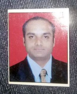 Youth Farmer completes life term on railway tracks by writing chitli in the name of Chief Minister Fadnavis | मुख्यमंत्री फडणवीस यांच्या नावाने चिठ्ठी लिहून नाशिकला युवा शेतक-याने रेल्वे रुळावर संपविली जीवनयात्रा