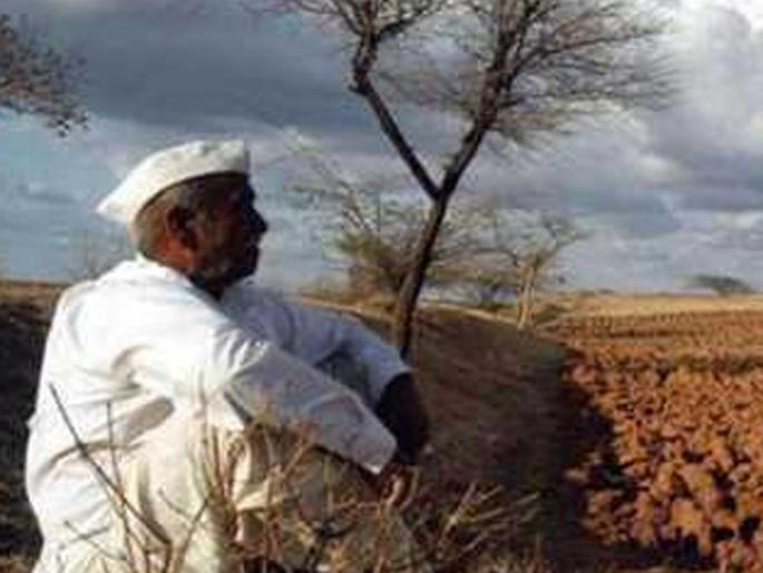 Farmers' Government subsidy in the throes of lenders! | शंभरावर शेतकऱ्यांचे शासकीय अनुदान सावकारांच्या घशात ! Farmers' Government subsidy in the throes of lenders! | शंभरावर शेतकऱ्यांचे शासकीय अनुदान सावकारांच्या घशात !