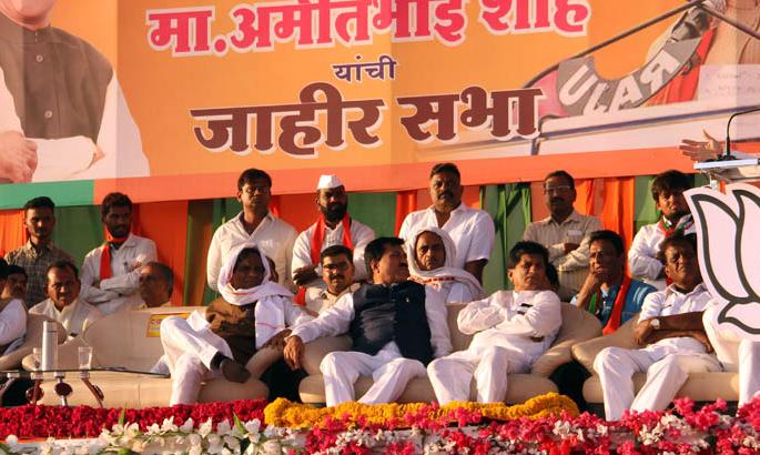 Congress's nautanki to remove poverty - Amit Shah | गरिबी हटाव ही काँग्रेसची नौटंकी- अमित शहा Congress's nautanki to remove poverty - Amit Shah | गरिबी हटाव ही काँग्रेसची नौटंकी- अमित शहा