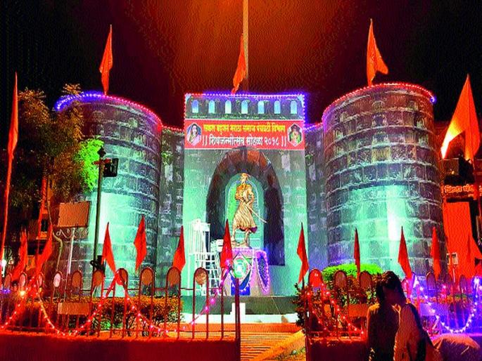 The city is ready for the celebration of Shivajnmotsav | शिवजन्मोत्सवासाठी अवघे शहर सज्ज The city is ready for the celebration of Shivajnmotsav | शिवजन्मोत्सवासाठी अवघे शहर सज्ज