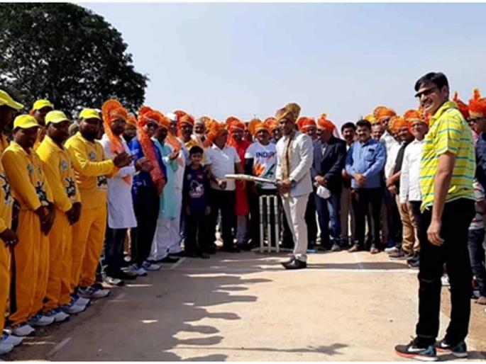 Chandwad Premier League Cricket Tournament inaugurated | चांदवड प्रीमियर लिग क्रिकेट स्पर्धेचे उद्घाटन Chandwad Premier League Cricket Tournament inaugurated | चांदवड प्रीमियर लिग क्रिकेट स्पर्धेचे उद्घाटन
