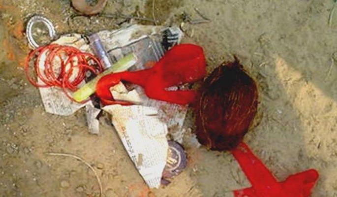 The body is dead in the winter, the blood of the temple, the body of a 50-year-old unknown man | शिराळ्यात नरबळी?, मंदिराच्या गाभाऱ्यात खून, ५० वर्षीय अनोळखी पुरुषाचा मृतदेह