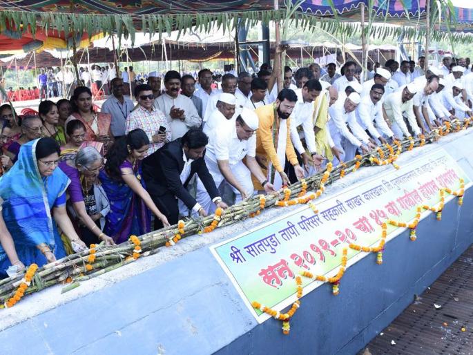 The price of Rs. 2,315 for 'Satpuda' | ‘सातपुडा’तर्फे उसाला 2,315 रुपये भाव The price of Rs. 2,315 for 'Satpuda' | ‘सातपुडा’तर्फे उसाला 2,315 रुपये भाव