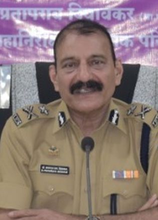 Gutkha smuggling is now on the rise | गुटखा तस्करीवर आता मुळासकट घाव