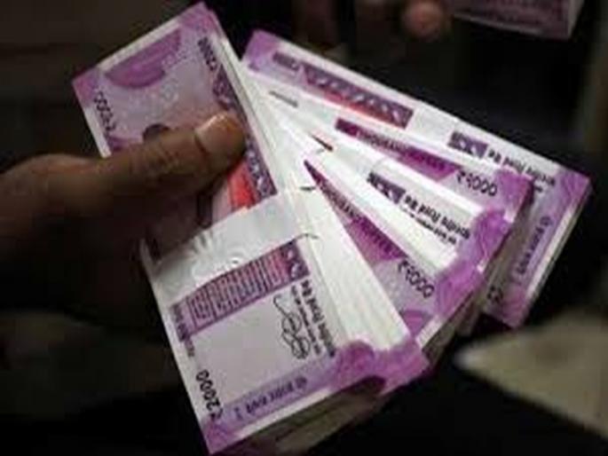 One day salaries will be given to Kerala flood victims | केरळ पूरग्रस्तांना देणार एक दिवसाचे वेतन One day salaries will be given to Kerala flood victims | केरळ पूरग्रस्तांना देणार एक दिवसाचे वेतन