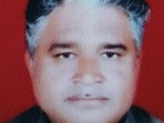 Farmers commit suicide by trading at gangs | टोळी येथेकर्जबाजारी शेतकरी आत्महत्या