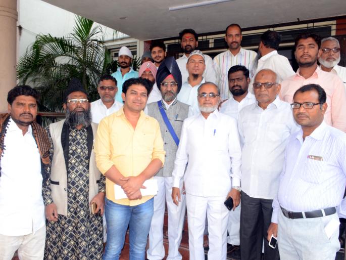 Boycott in Parbhani minority program | परभणीत अल्पसंख्याकांचा कार्यक्रमावर बहिष्कार Boycott in Parbhani minority program | परभणीत अल्पसंख्याकांचा कार्यक्रमावर बहिष्कार