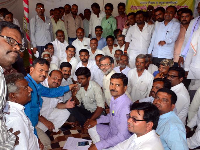 Parbhani: After twenty-two days fasting for fasting | परभणी : बावीस दिवसांनंतर उपोषणाची सांगता