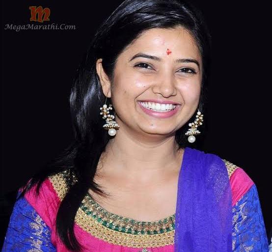 Thane court arrest warrant against actress Prajakta Mali | अभिनेत्री प्राजक्ता माळी हिच्याविरुद्ध ठाणे न्यायालयाचे अटक वॉरंट  Thane court arrest warrant against actress Prajakta Mali | अभिनेत्री प्राजक्ता माळी हिच्याविरुद्ध ठाणे न्यायालयाचे अटक वॉरंट