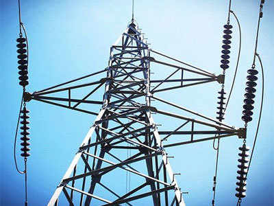 Thirty hours of electricity in the house | चोपड्यात तेरा तास वीज गुल