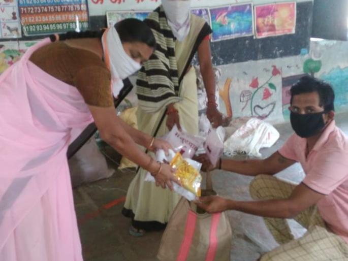 Nutrition supplements for Jamnar anganwadi children upto 5 May | जामनेर अंगणवाडीतील बालकांना १५ मेपर्यंत पोषण आहार Nutrition supplements for Jamnar anganwadi children upto 5 May | जामनेर अंगणवाडीतील बालकांना १५ मेपर्यंत पोषण आहार