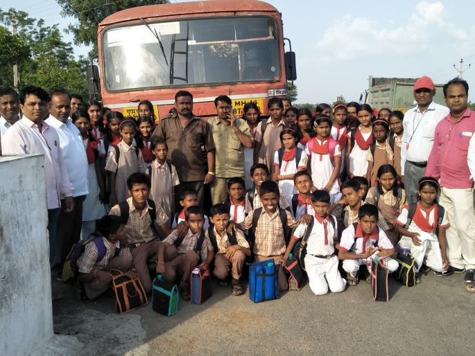 ..The final hours of the students were sweet! | ..अन् विद्यार्थ्यांचा शेवटचा तास गोड झाला!