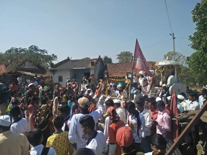 Veer Raghoji's picture showcase | वीर राघोजी यांच्या प्रतिमेची मिरवणूक Veer Raghoji's picture showcase | वीर राघोजी यांच्या प्रतिमेची मिरवणूक