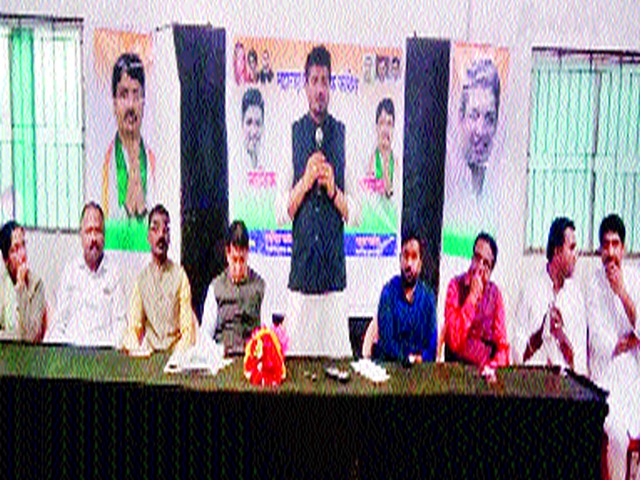 Anger against the government because of citizenship laws | नागरिकत्व कायद्यामुळे सरकारच्या विरोधात रोष Anger against the government because of citizenship laws | नागरिकत्व कायद्यामुळे सरकारच्या विरोधात रोष