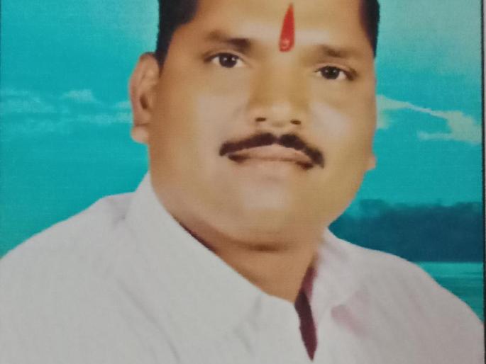 Satara: The sub-panchayat's suicide in a tangled private lender | सातारा : खासगी सावकारीला कंटाळून उपसरपंचाची आत्महत्या Satara: The sub-panchayat's suicide in a tangled private lender | सातारा : खासगी सावकारीला कंटाळून उपसरपंचाची आत्महत्या