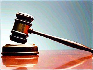 Ten thousand penalty for Mahavitaran's engineer | महावितरणच्या अभियंत्याला दहा हजारांचा दंड Ten thousand penalty for Mahavitaran's engineer | महावितरणच्या अभियंत्याला दहा हजारांचा दंड