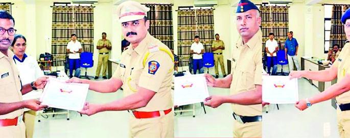 Special service award for six police personnel | सहा पोलीस कर्मचाऱ्यांना विशेष सेवा पुरस्कार Special service award for six police personnel | सहा पोलीस कर्मचाऱ्यांना विशेष सेवा पुरस्कार