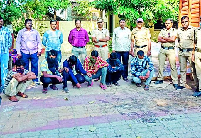 Only by effective planning can the dried fruit in the hijacked truck | प्रभावी नियोजन करूनच पळविला ट्रकमधील सुखामेवा