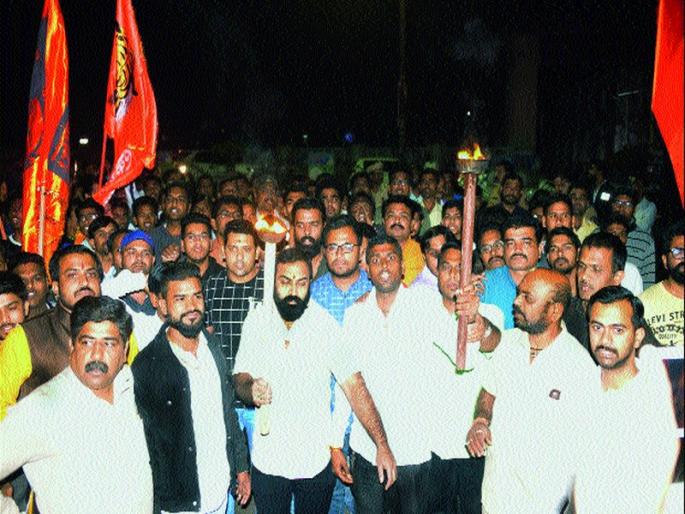 Shiva's birth anniversary begins in Harsha-Kolh | नाशकात शिवजयंतीला हर्षाेल्हासात प्रारंभ Shiva's birth anniversary begins in Harsha-Kolh | नाशकात शिवजयंतीला हर्षाेल्हासात प्रारंभ