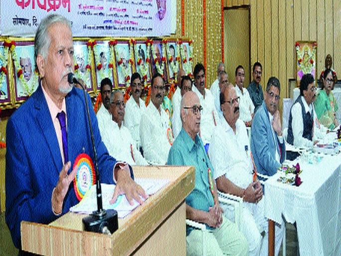 Students need to acquire technology skills | विद्यार्थ्यांनी तंत्रज्ञानाची कौशल्ये आत्मसात करण्याची गरज  Students need to acquire technology skills | विद्यार्थ्यांनी तंत्रज्ञानाची कौशल्ये आत्मसात करण्याची गरज