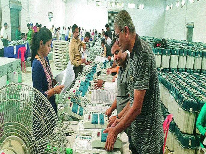  Election work is started on holidays | सुटीच्या दिवशीही निवडणुकीचे काम सुरू