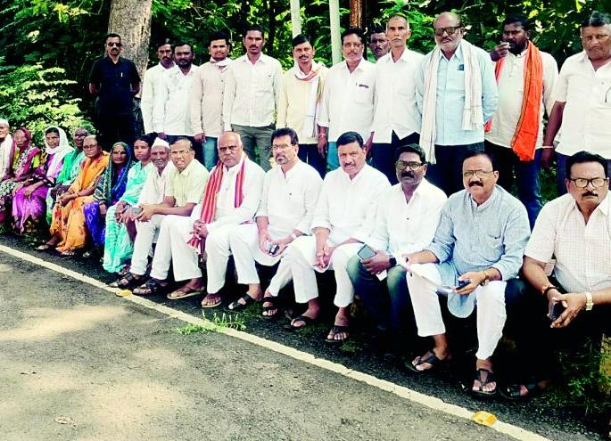 Farmers in four taluks await loss relief | चार तालुक्यांतील शेतकऱ्यांना नुकसानीच्या मदतीची प्रतीक्षा Farmers in four taluks await loss relief | चार तालुक्यांतील शेतकऱ्यांना नुकसानीच्या मदतीची प्रतीक्षा