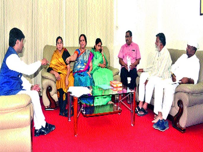 Establishment of the All-Party Water Rescue Committee; Resistance to release water from dams in Nashik district | सर्वपक्षीय पाणी बचाव समितीची स्थापना ;  नाशिक जिल्ह्यातील धरणांमधून पाणी सोडण्यास विरोध