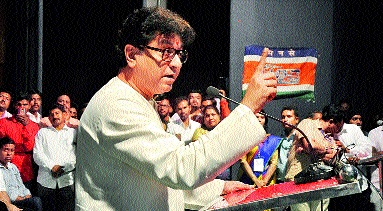 Shiv Sena-BJP's Porbandh in the state | राज्यात शिवसेना-भाजपचा पोरखेळ Shiv Sena-BJP's Porbandh in the state | राज्यात शिवसेना-भाजपचा पोरखेळ