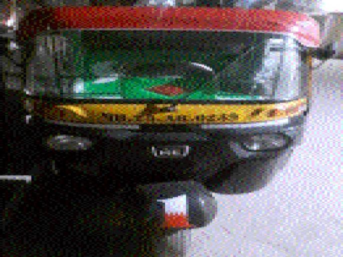 Three youth looted passenger | गांजाच्या झुरक्यासाठी तीन तरुणांनी लुटले प्रवाशाला Three youth looted passenger | गांजाच्या झुरक्यासाठी तीन तरुणांनी लुटले प्रवाशाला