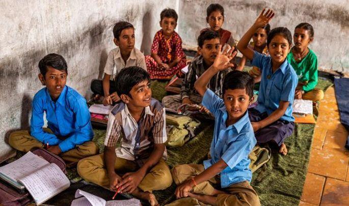 Restore our right to learn; Call the students | शिकण्याचा आमचा हक्क परत मिळवून द्या; विद्यार्थ्यांची आर्त हाक Restore our right to learn; Call the students | शिकण्याचा आमचा हक्क परत मिळवून द्या; विद्यार्थ्यांची आर्त हाक