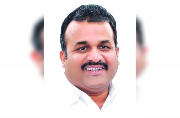 Crop loan distribution still less than 50% in 12 districts of the state: Balasaheb Patil | राज्यातील १२ जिल्ह्यांमध्ये अद्यापही ५० टक्क्यांपेक्षा कमी पीक कर्ज वाटप : बाळासाहेब पाटील