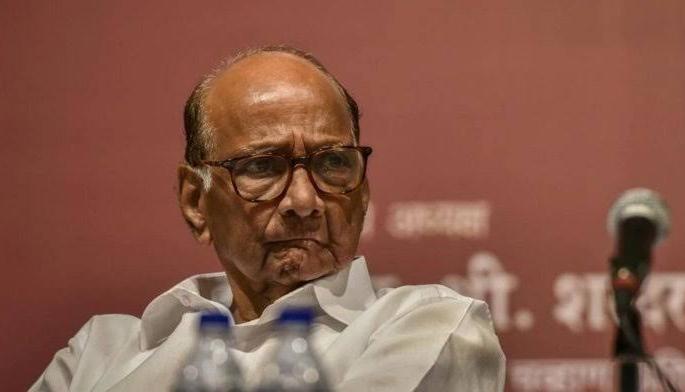 Threatened to kill NCP president Sharad Pawar; Offensive writing on a fake social media account | राष्ट्रवादी काँग्रेसचे अध्यक्ष शरद पवार यांना जीवे मारण्याची धमकी; सोशल मीडियाच्या बनावट अकाऊंटवर आक्षेपार्ह लिखाण 
