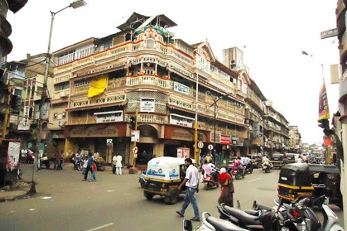 Big news for Pune residents: All shops in the city will now be open till 9 p.m. | पुणेकरांसाठी मोठी बातमी: शहरातील सर्व दुकाने आता ९ वाजेपर्यंत खुली राहणार