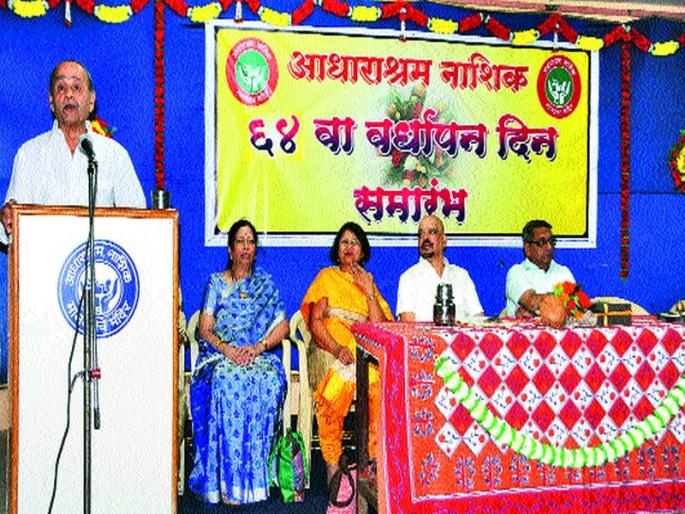 Strengthening of eagles through education | शिक्षणामुळे मिळते गरुडभरारी घेण्याचे बळ Strengthening of eagles through education | शिक्षणामुळे मिळते गरुडभरारी घेण्याचे बळ