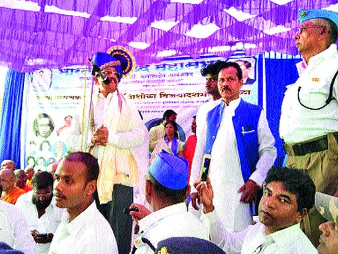 Power and wealth away from Bahujan Samaj: Anandraj Ambedkar | सत्ता, संपत्तीपासून बहुजन समाज दूर : आनंदराज आंबेडकर Power and wealth away from Bahujan Samaj: Anandraj Ambedkar | सत्ता, संपत्तीपासून बहुजन समाज दूर : आनंदराज आंबेडकर