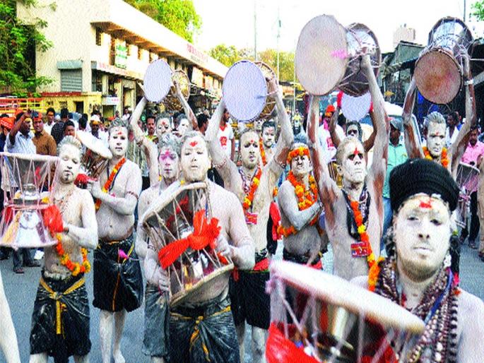 Procession from the city for Hanuman Jayanti | हनुमान जयंतीनिमित्त शहरातून मिरवणूक Procession from the city for Hanuman Jayanti | हनुमान जयंतीनिमित्त शहरातून मिरवणूक